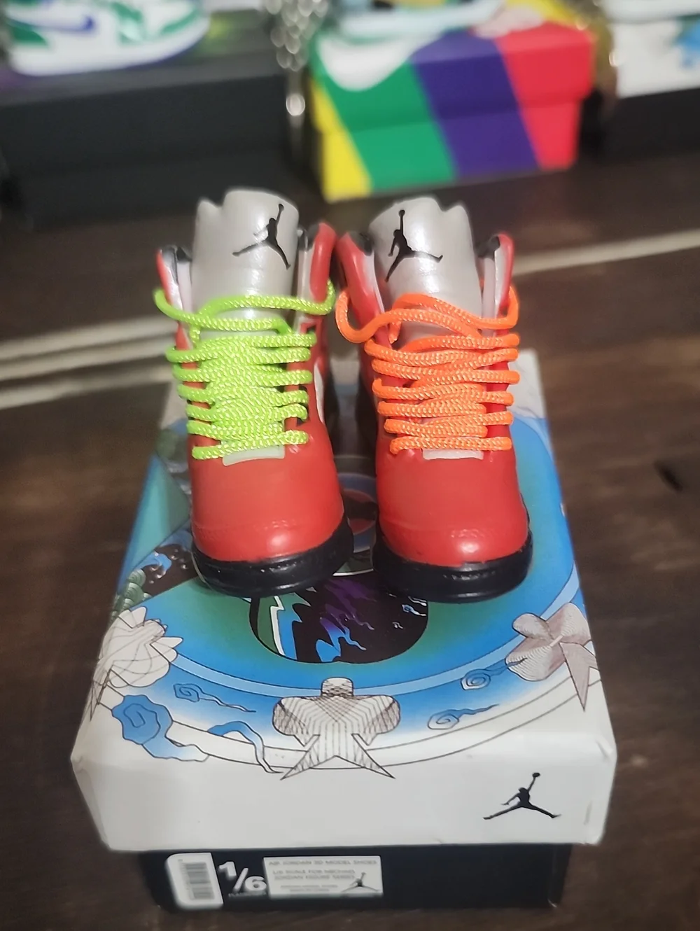 Jordan 5 Mini Sneskers Red Sneaker Keychain with Neon Laces - Unbranded